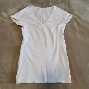 Knix sweat proof v neck tshirt